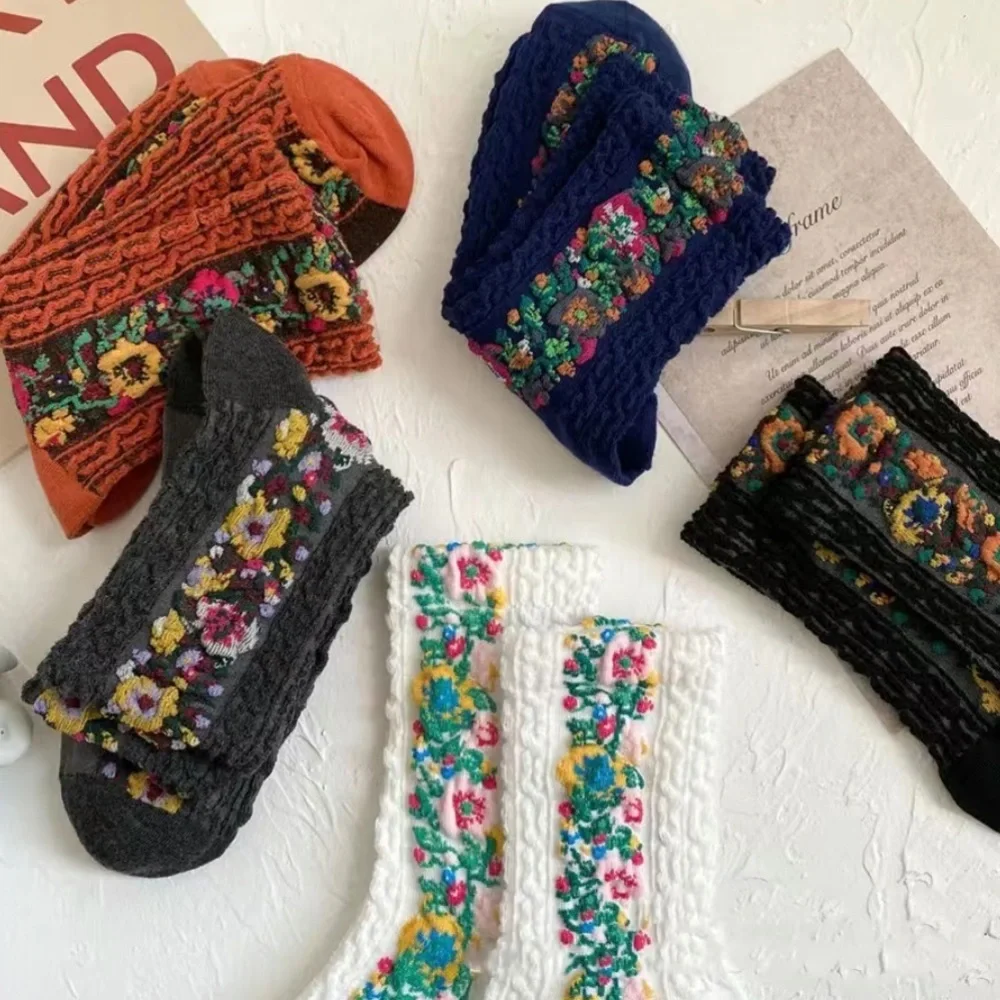 Women’s Embroidered Floral Ethnic Socks 5 Pairs